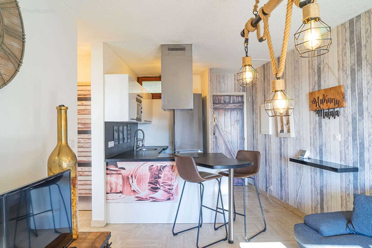Appartement à VILLENEUVE-LOUBET