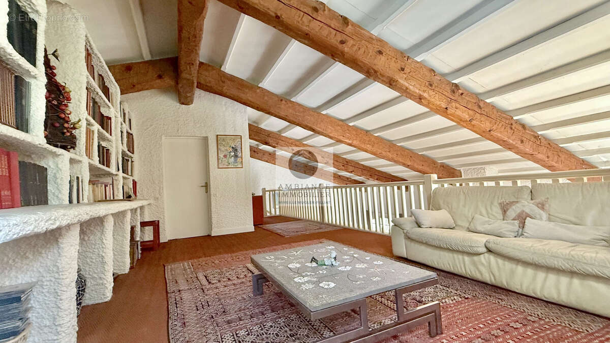 Maison en campagne dans un cadre verdoyant - photo 14