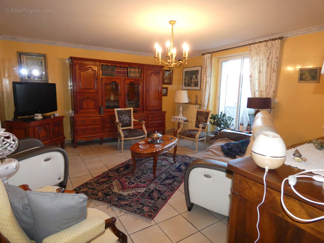 Maison à COMMENTRY