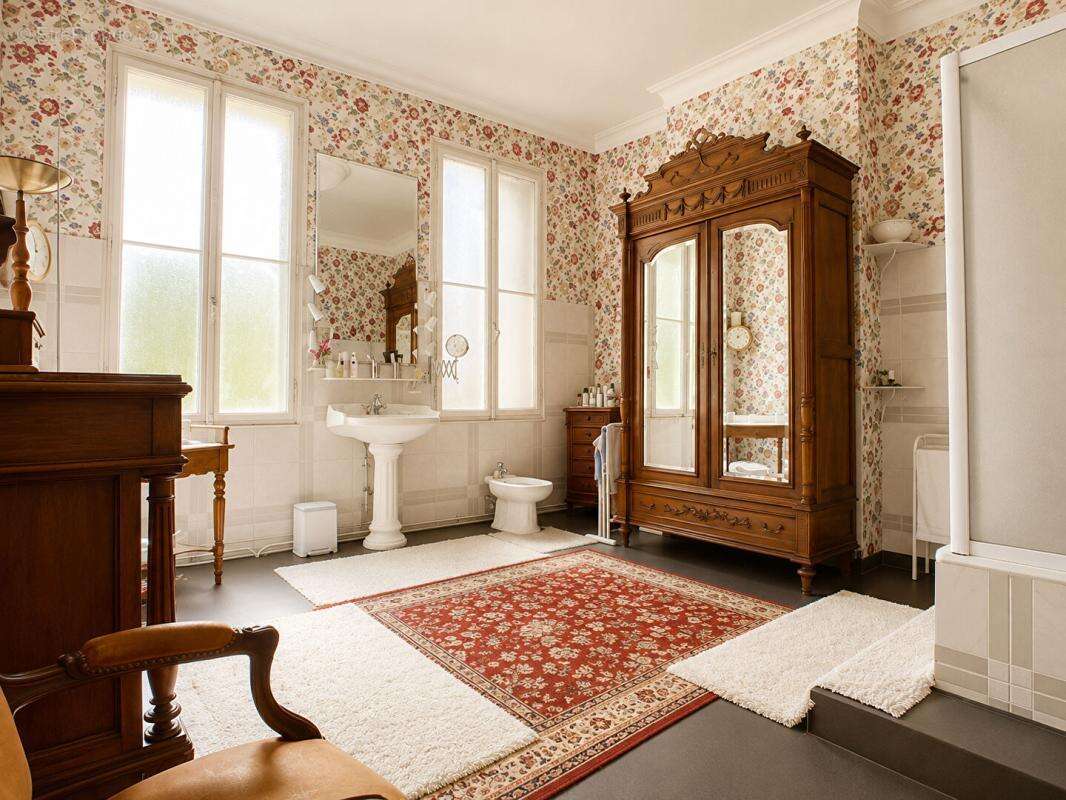 Vente Maison 200m2 LORMONT (33310) - photo 7