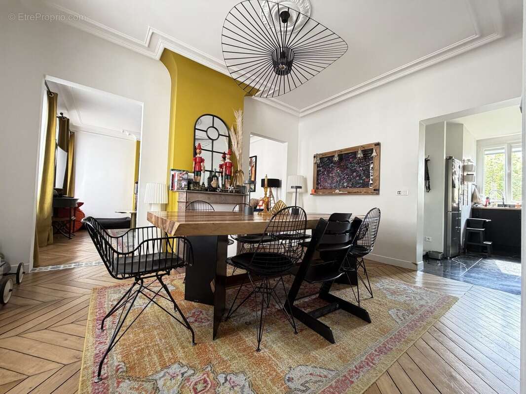 Appartement à LE PERREUX-SUR-MARNE