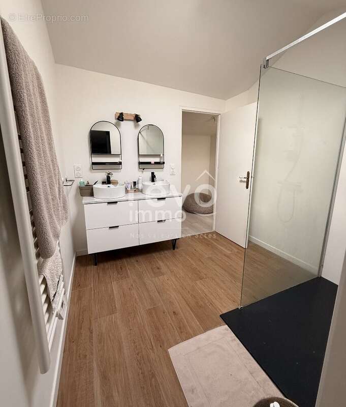 Maison à LES BROUZILS