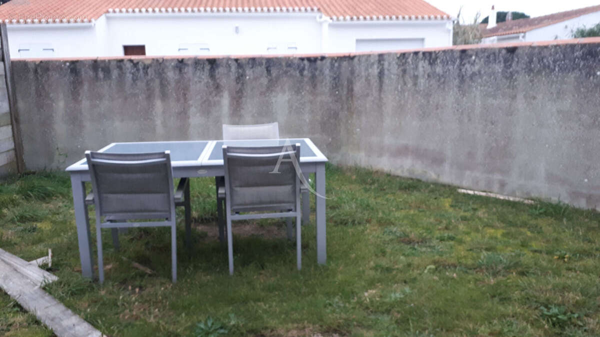 Maison à L&#039;EPINE