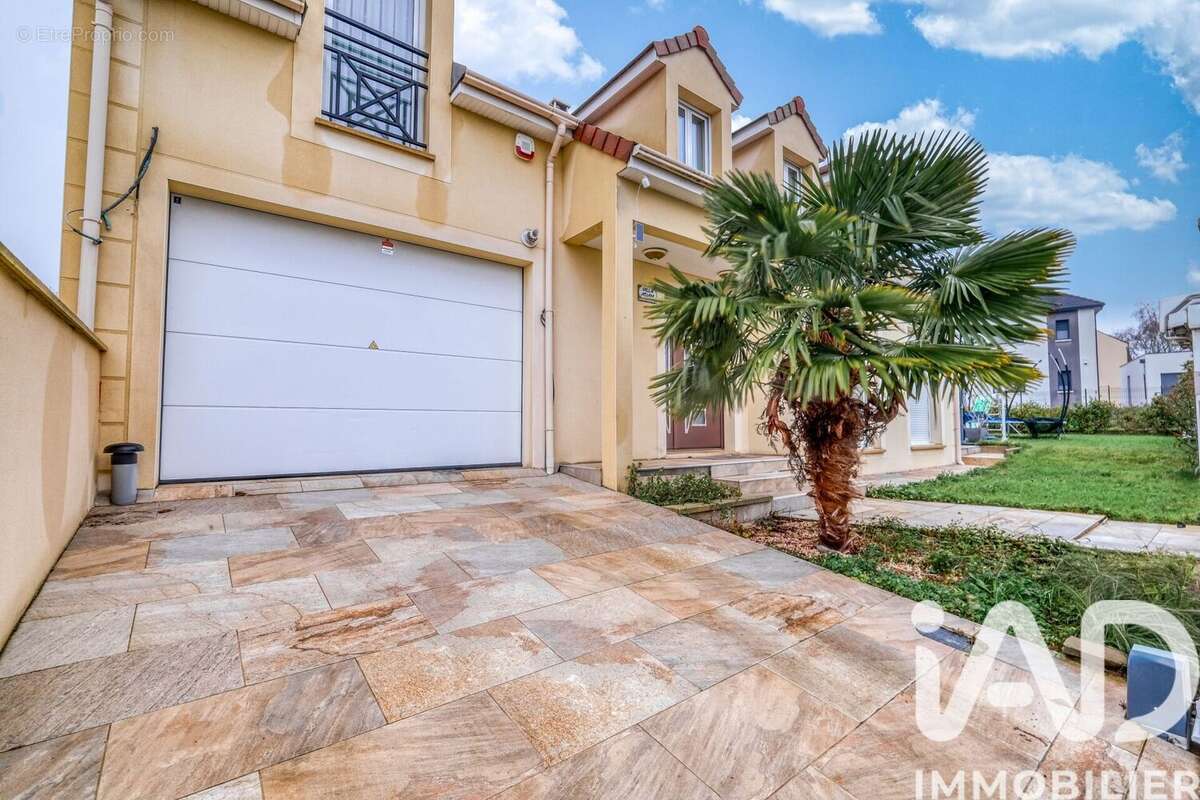 Photo 3 - Maison à CREGY-LES-MEAUX