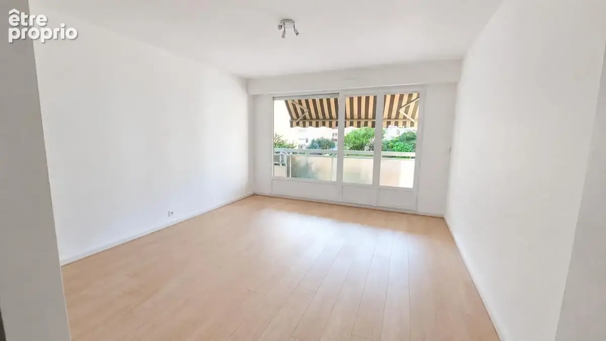   - Appartement à ANGERS