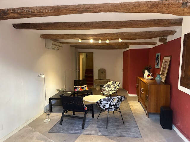 Maison à L&#039;ISLE-SUR-LA-SORGUE