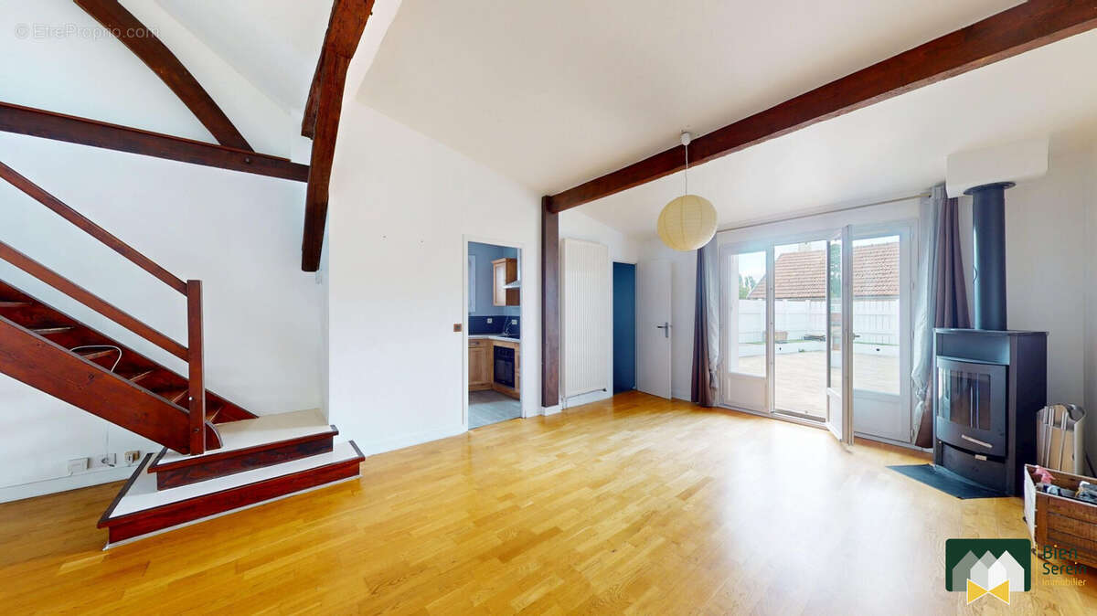 Espace salle à manger - Maison à JOUY