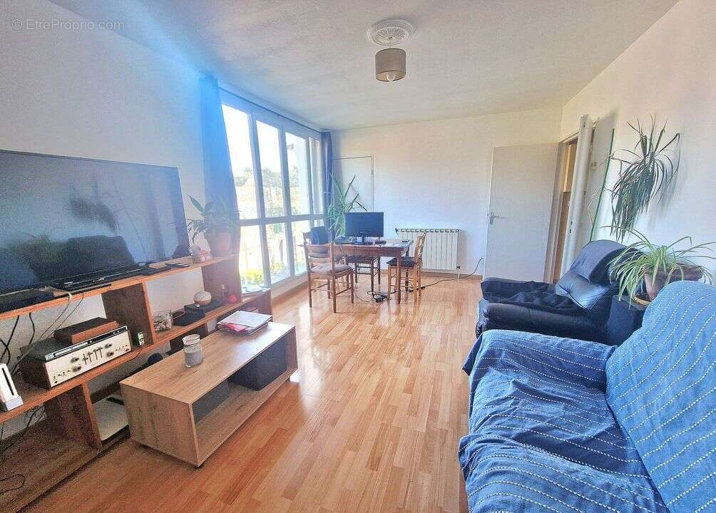 Appartement à AUBAGNE