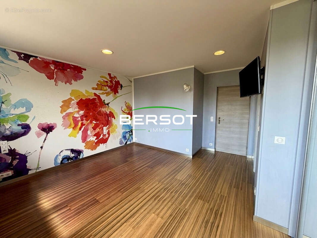 Appartement T6 152 m² proche centre-ville de Valdahon - photo 6