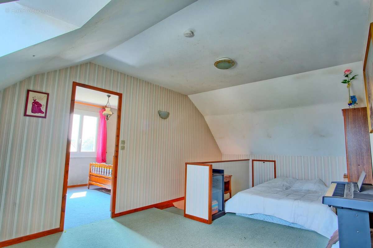 BERNIERES SUR MER - maison avec vie de plain pied, 3 chambres - photo 10