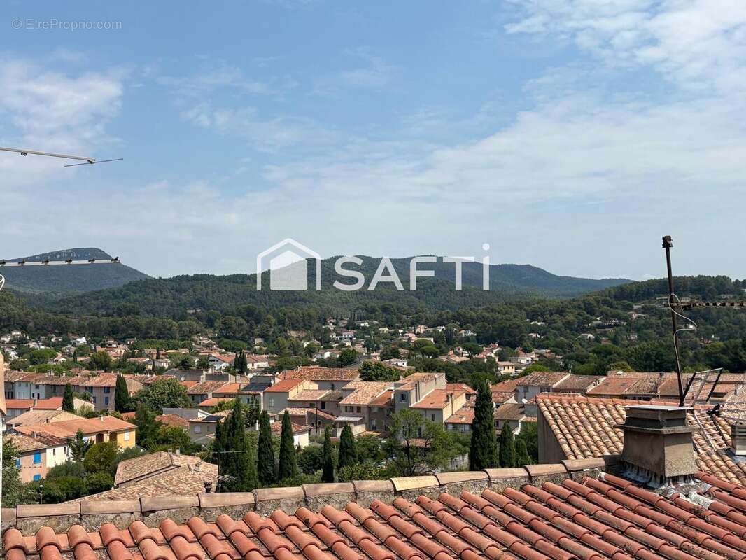 Photo 8 - Maison à CUERS