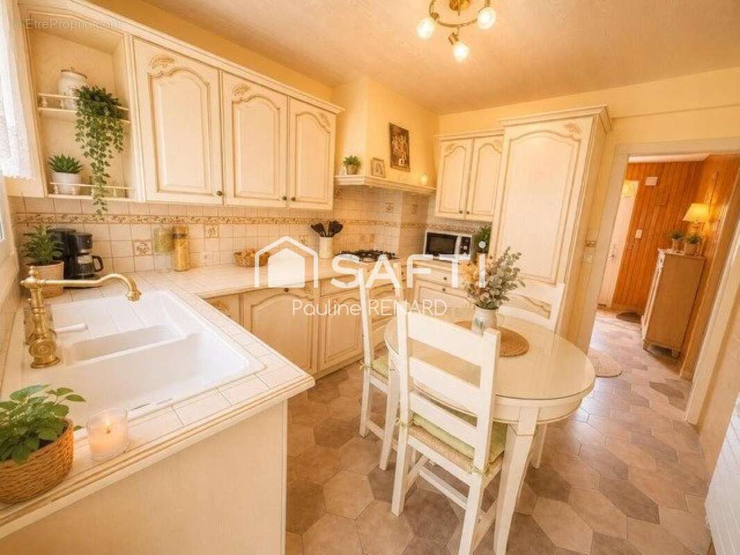 Maison 100 m² à Roeulx  - photo 4