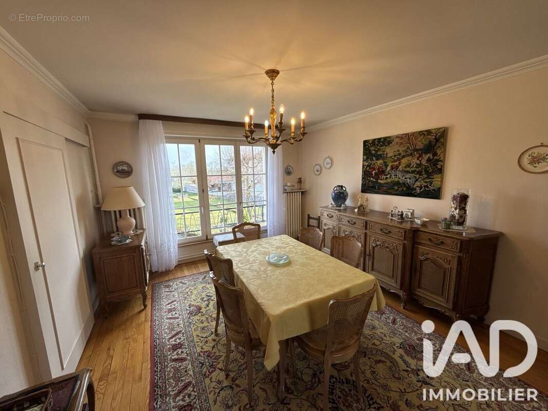 Maison 119 m² à Malroy  - photo 2
