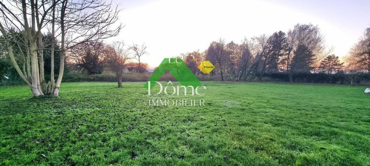 Maison à VALLANGOUJARD