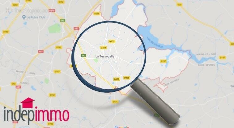 Maison à LA TESSOUALLE