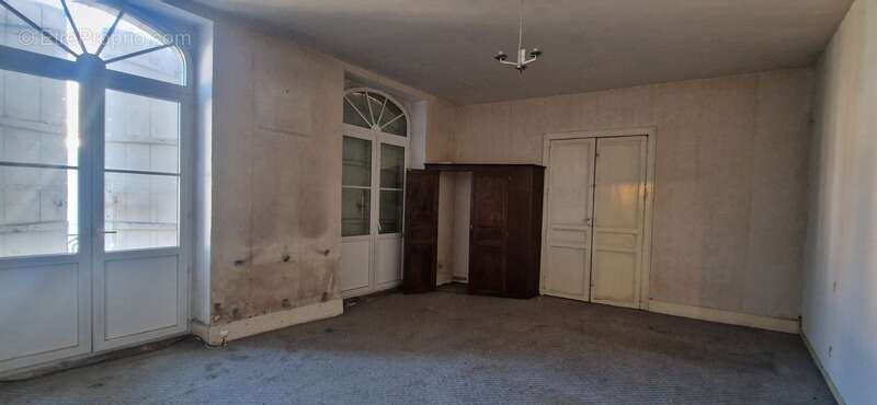 Appartement à CAZAUBON