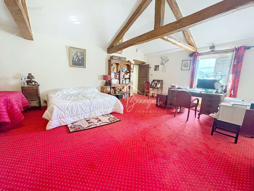 Maison à VABRES-L'ABBAYE