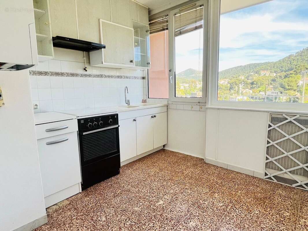 Appartement à MARSEILLE-9E