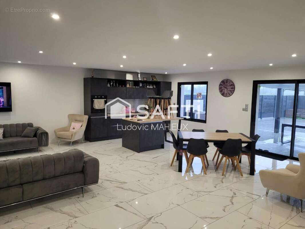 Photo 2 - Maison à ALLAIRE