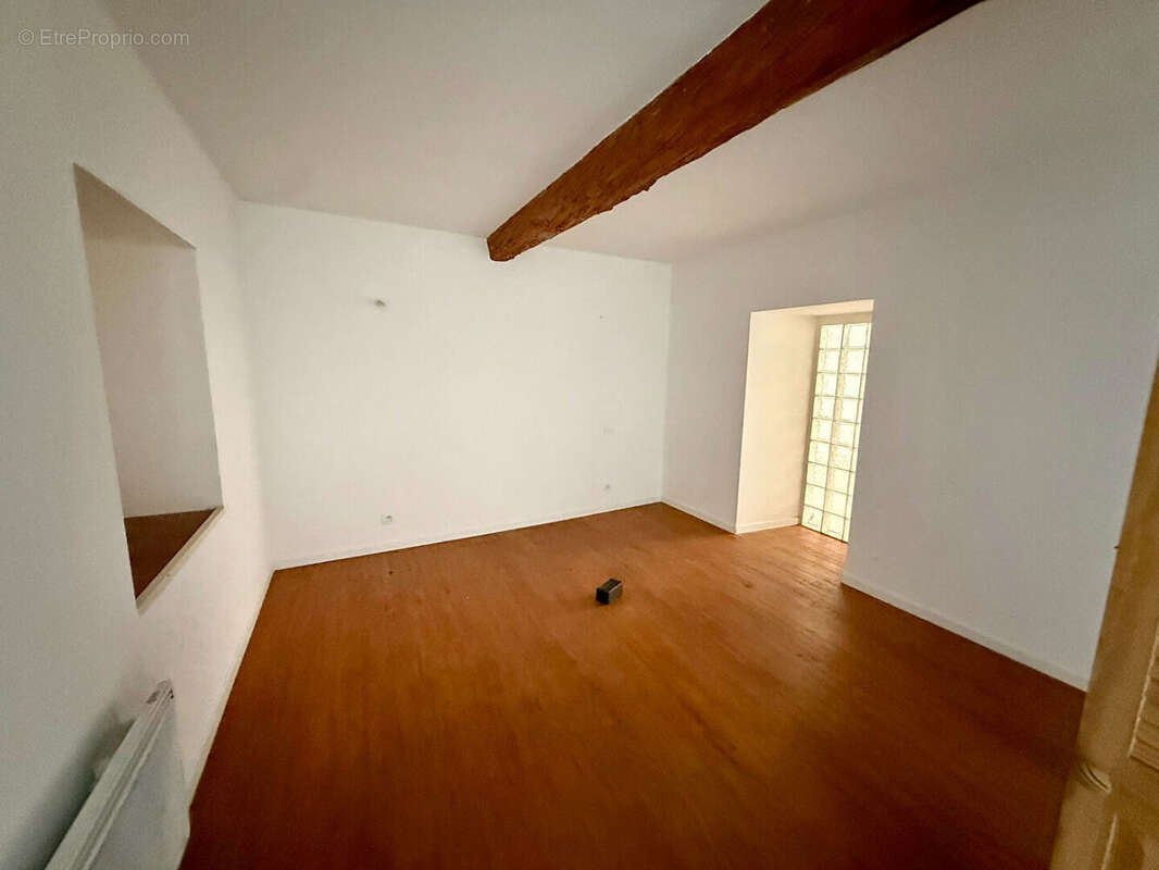 Maison de 198 m² avec deux logements distincts, terrasse, jardin et fort potentiel d'acquisition familiale ou patrimoniale - photo 18