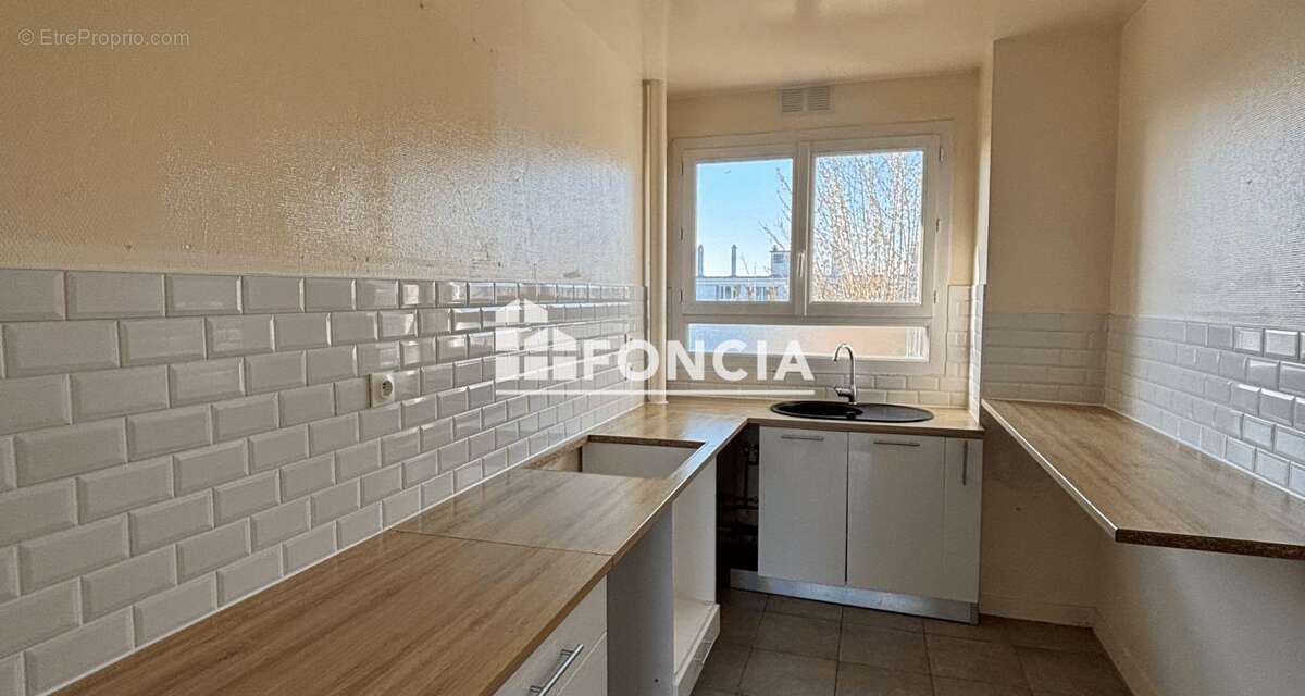 Appartement à LE PLESSIS-TREVISE