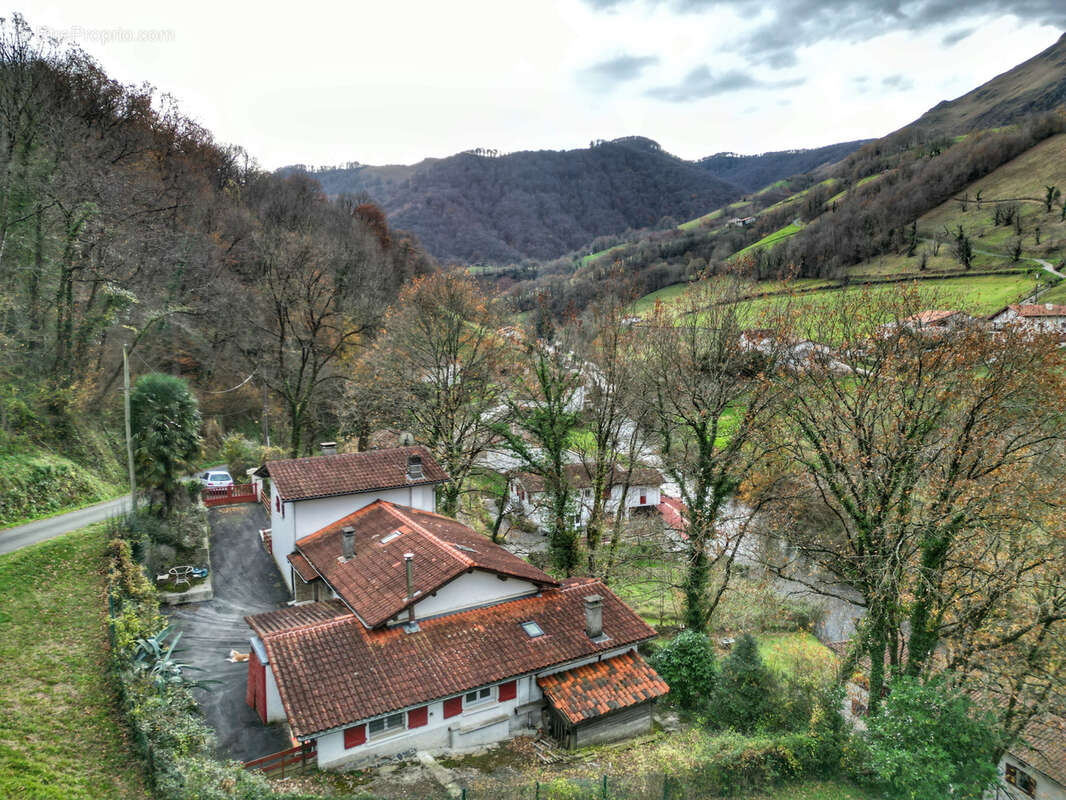 Maison à SAINT-JEAN-PIED-DE-PORT