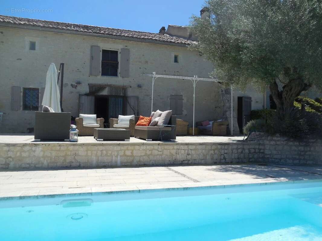Maison à MIRAMBEAU