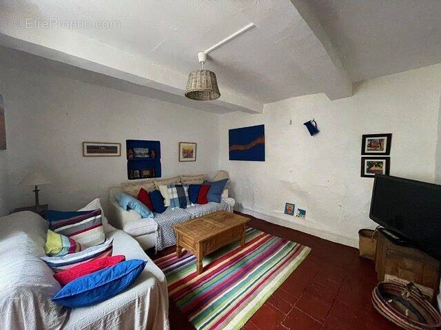 Maison à CABREROLLES