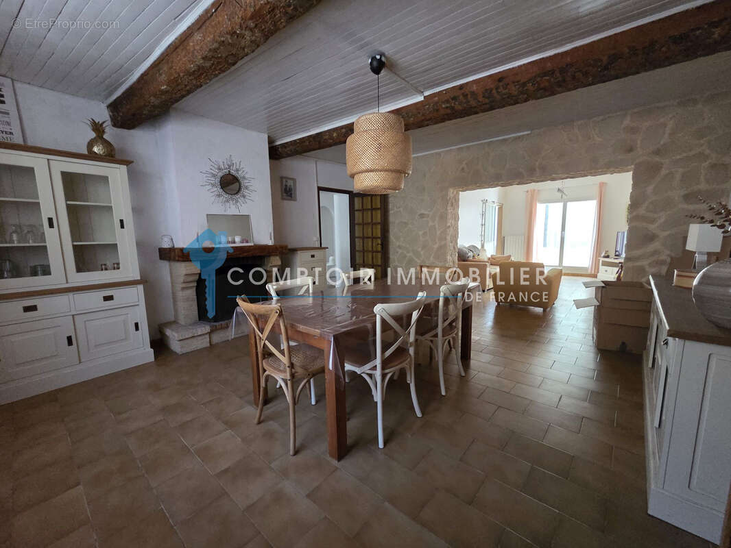 Maison à LE CAILAR