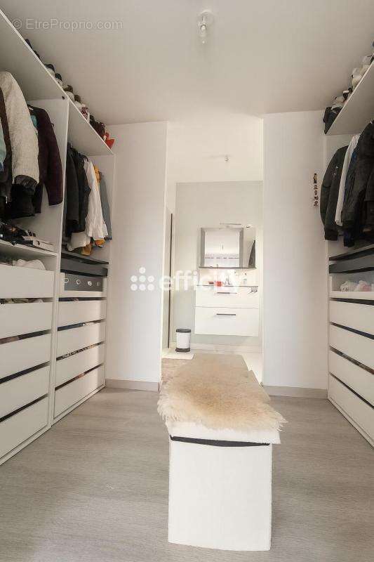 Maison à NEUVILLE-DE-POITOU