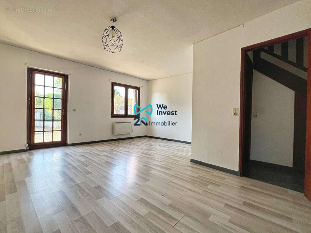 Maison à SAINT-SULPICE