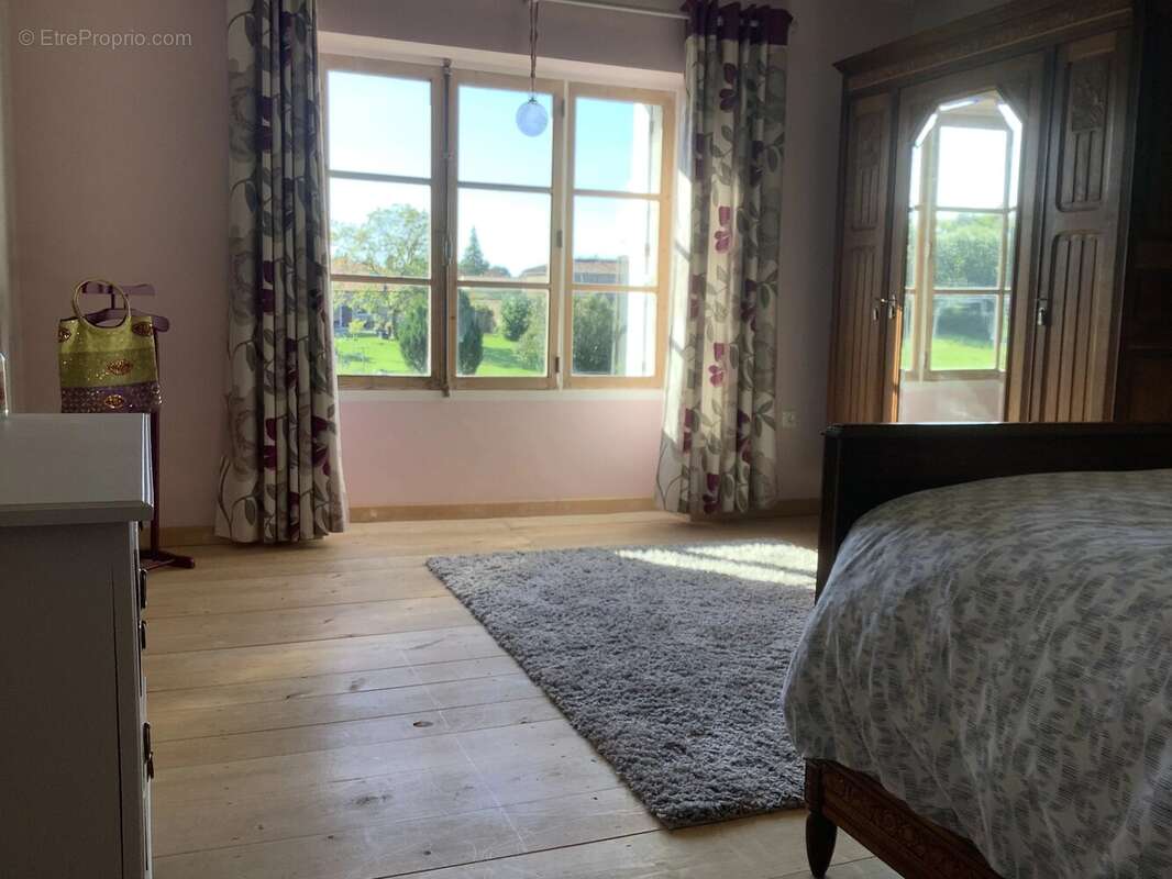 Maison à FONTENAY-LE-COMTE