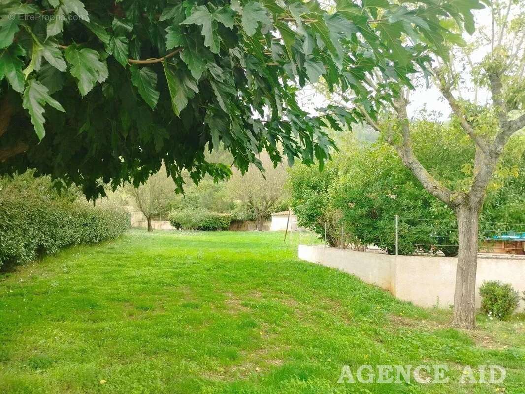 Maison à CUGES-LES-PINS