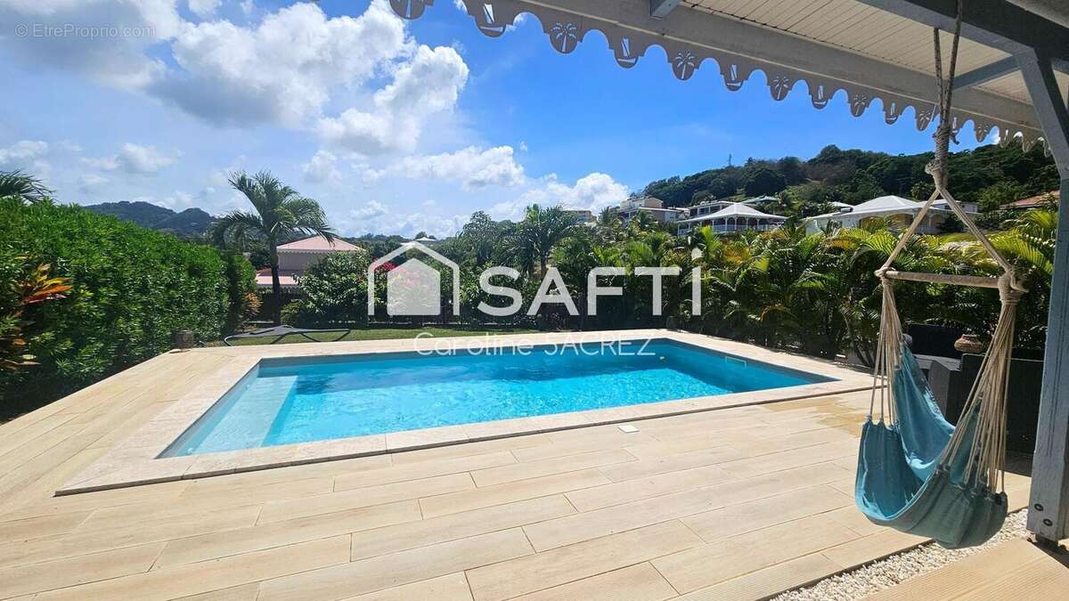 Photo 2 - Maison à LE ROBERT