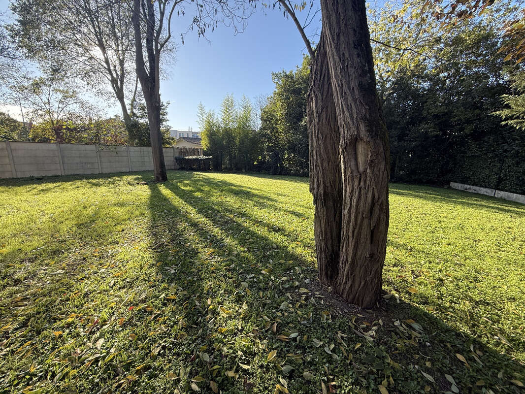 Appartement à LE BOUSCAT