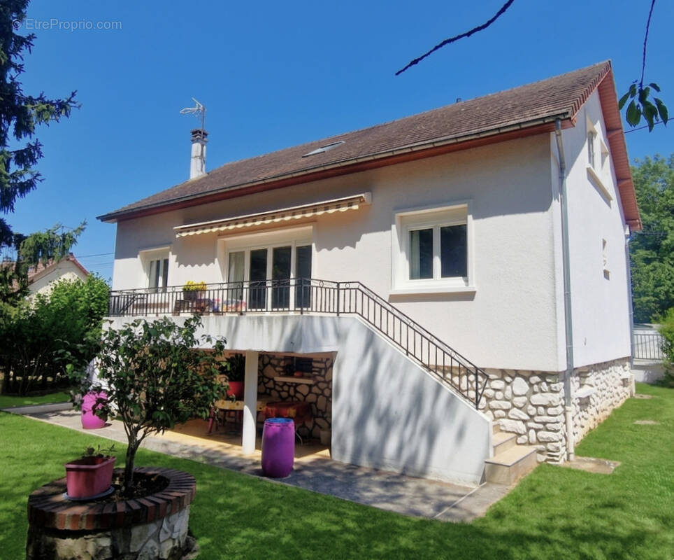 Maison à SAINT-REMY-SUR-AVRE