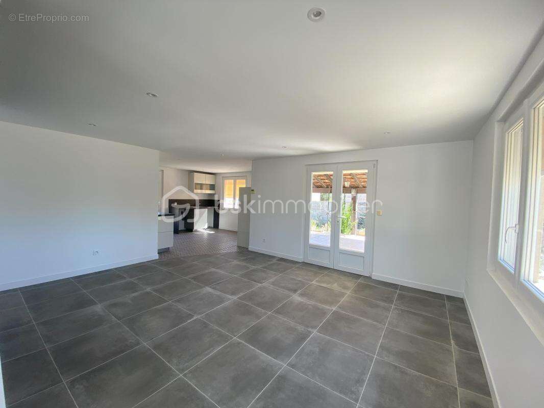 Maison à THEZAN-LES-BEZIERS