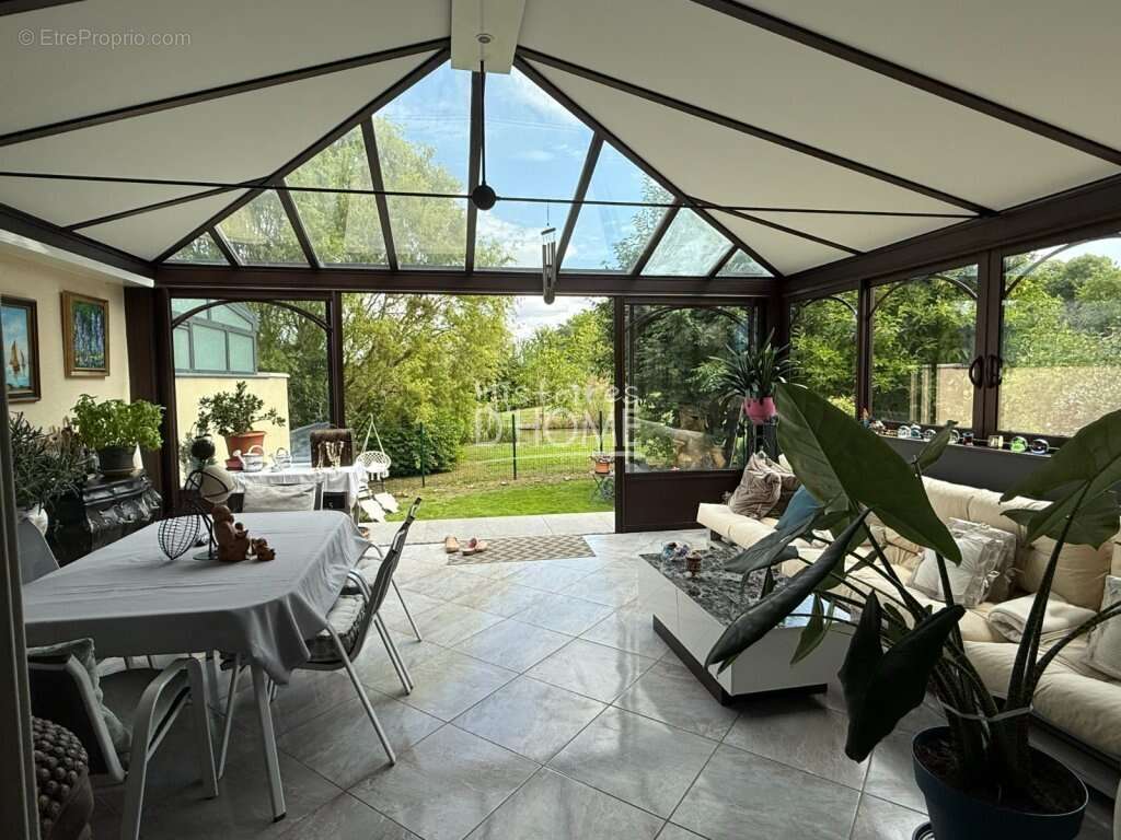 Maison à BERNAY-VILBERT