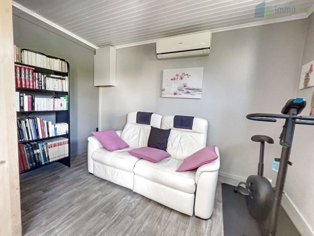 maison 65m2- terrain 221m2 secteur Gravallon-Chassagnon Saint-Fons - photo 6
