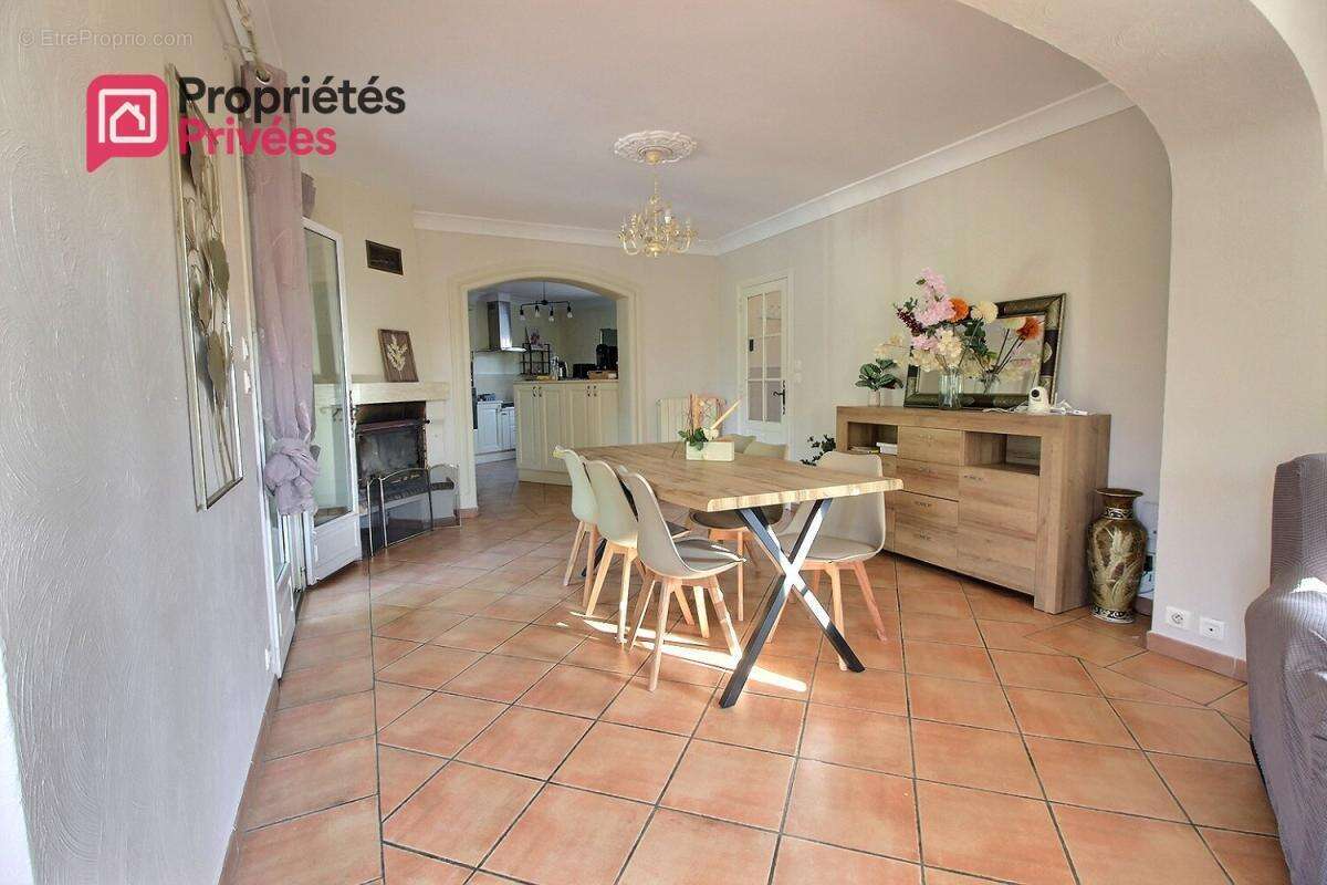 Villa Lorgues 6 pièces 162 m2 - photo 4
