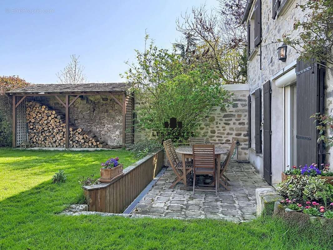 Maison à CHAMPCUEIL