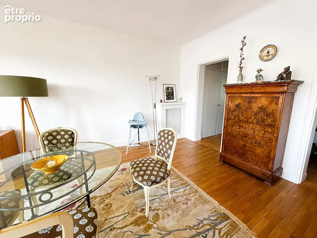 Saint roch - balcon - parking - 3 chambres - photo 2