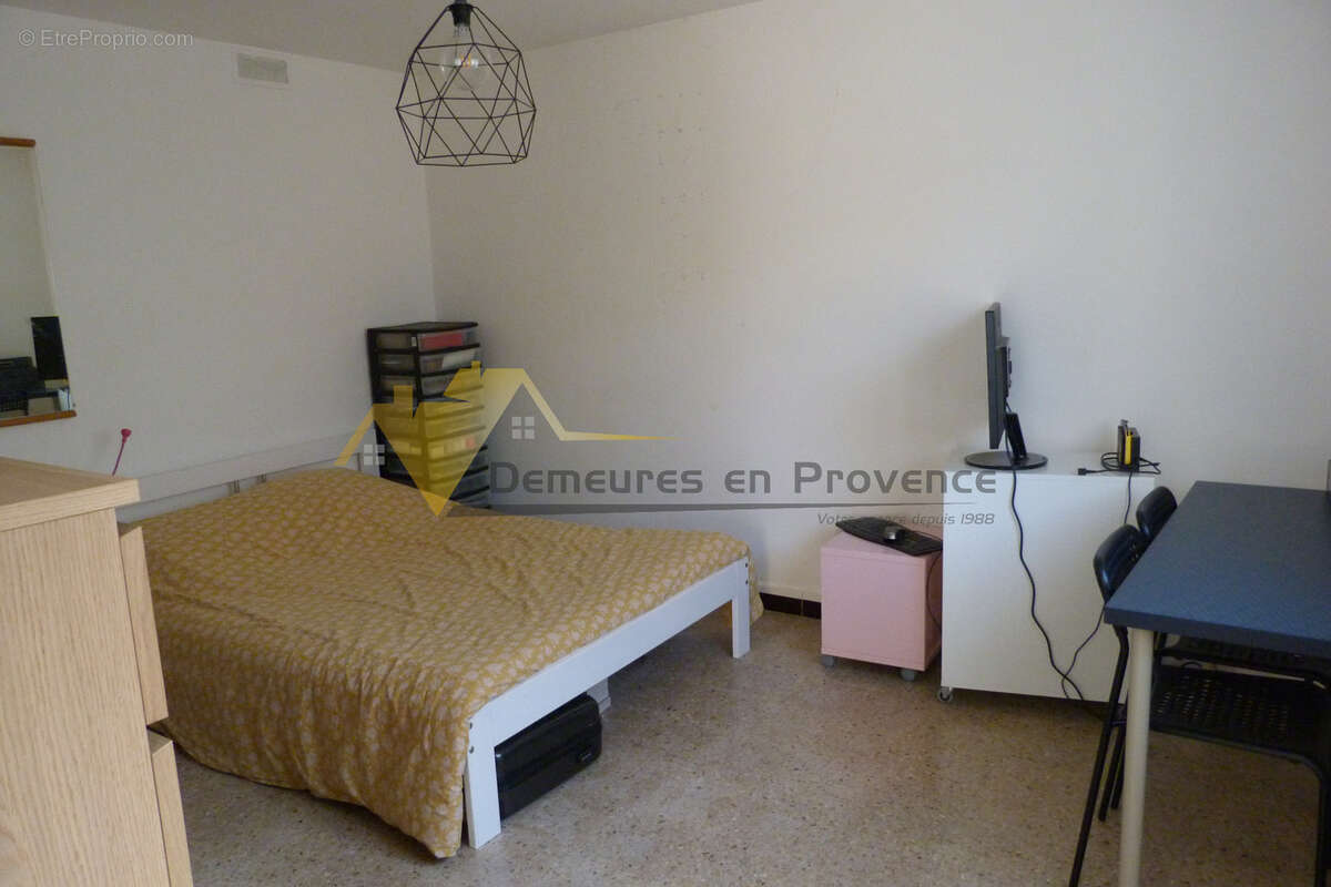 À investir sur Vaison-La-Romaine : maison de 97m2 avec 4 pièces - photo 9