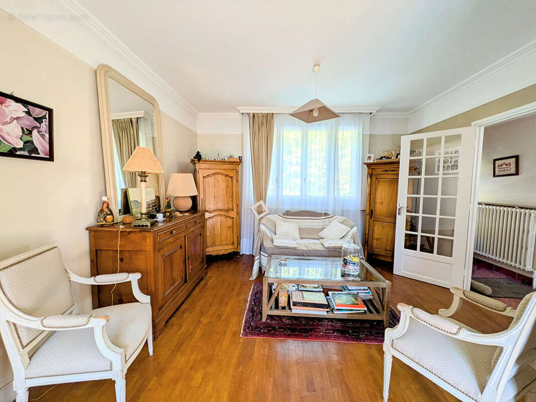 Maison à VILLEMOMBLE