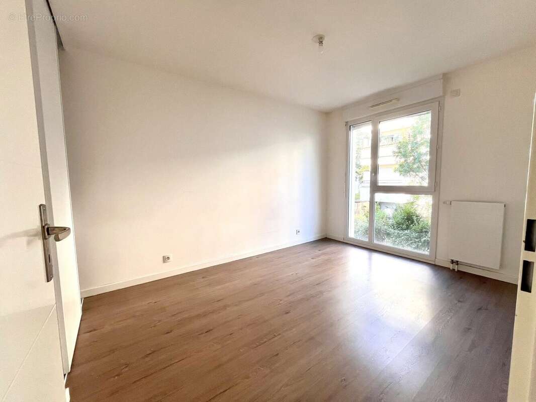 Appartement 41 m² à Chatou  - photo 4