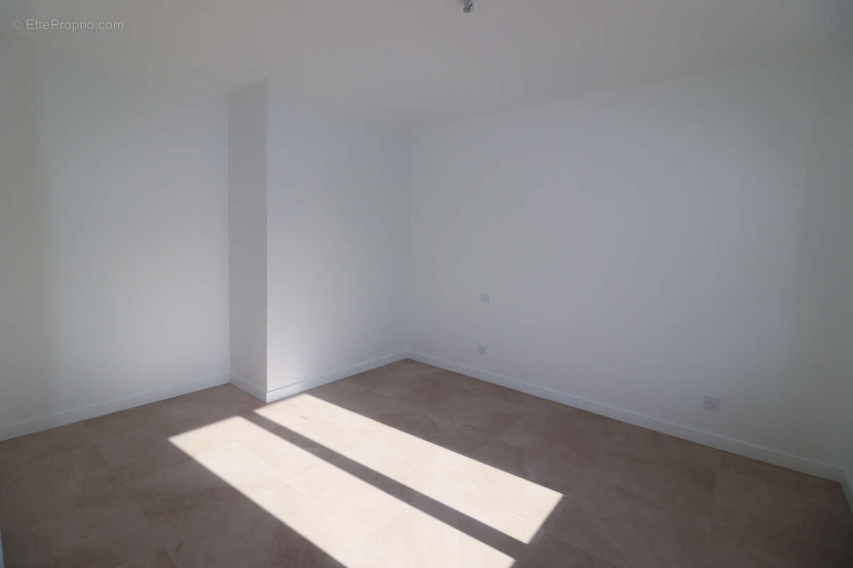 Maison à MESCHERS-SUR-GIRONDE