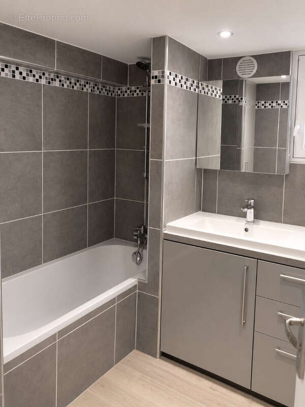 Les lilas centre Maison 82 m² 775000 - photo 7