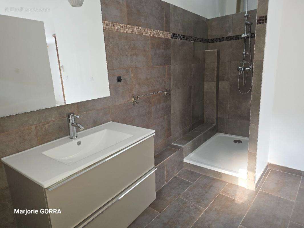 Maison à NANS-LES-PINS