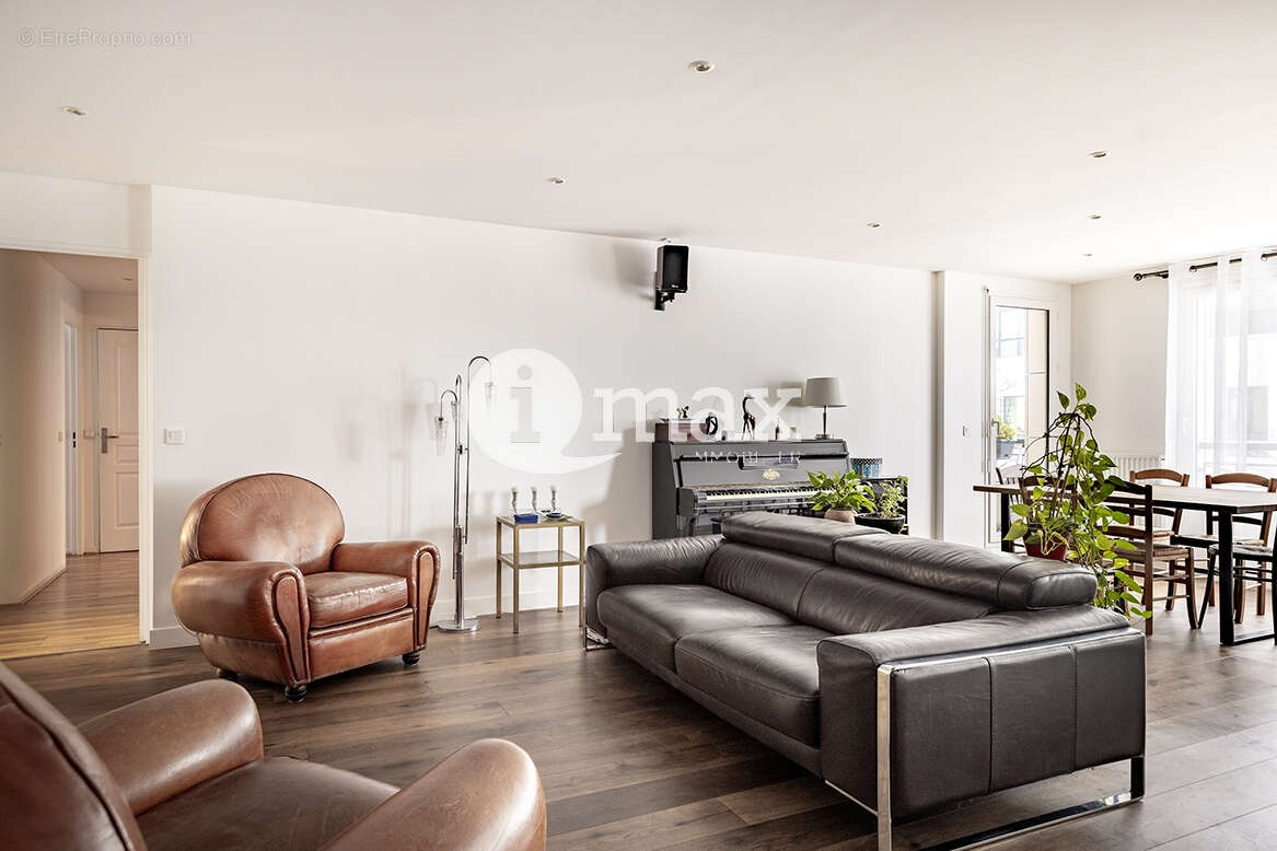 Appartement à LEVALLOIS-PERRET