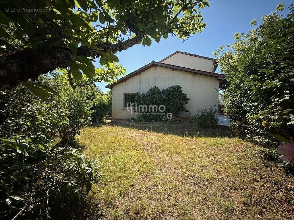 Maison à VILLENAVE-D'ORNON